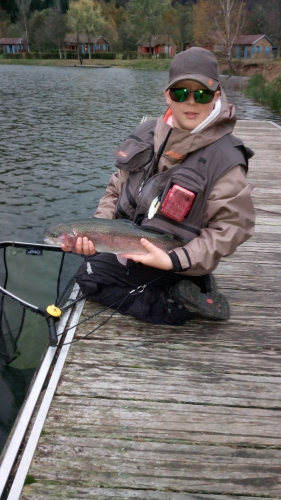 Pêche à la mouche au réservoir de la Base de Loisirs du Lac de la Moselotte octobre 2019